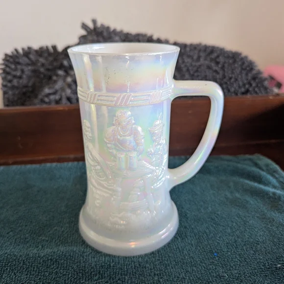 VINTAGE Fenton Federal Iridescent Carnival Glass Beer Stein Tavern Scene - Picture 1 of 3